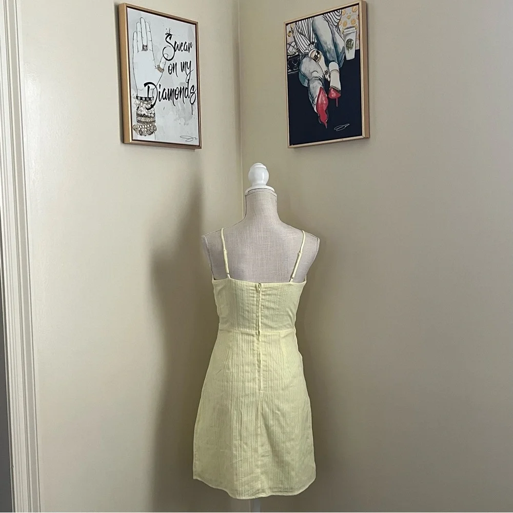 Gianni Bini Wrap Mini Dress. Size Small